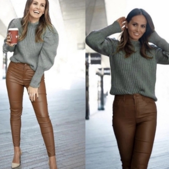 Zara Faux Leather Skinny Pants - Picture 9 of 9